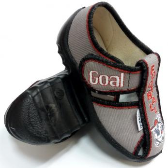 Капці арт.19738 Waldi (р.21-27) вишивка: football