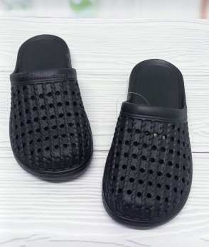 Шльопки женские чёрные, верх перфорированный