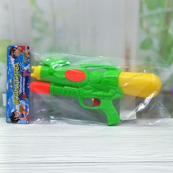 Детский водяной пистолет салатового цвета