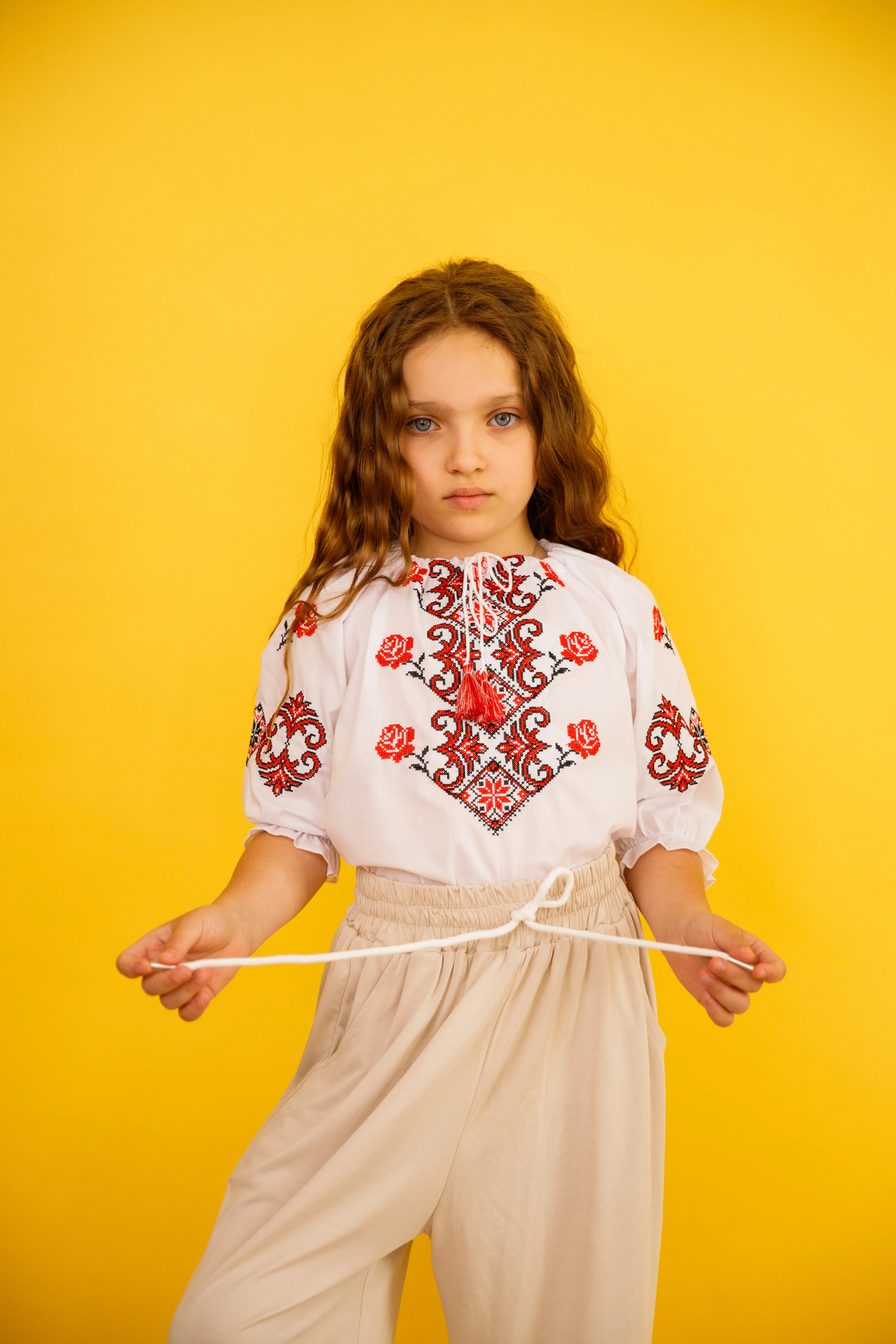Вышиванка для девочки, белая, рукава 3/4