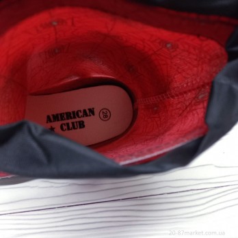 вид детских резиновых сапог изнутри