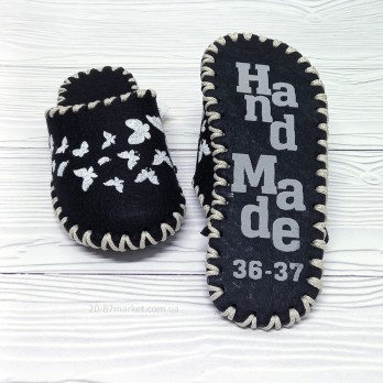 Женские домашние фетровые тапочки тм Hand Made, чёрные, принт: бабочки