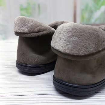 Женские тапочки вид сзади