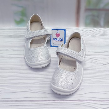 тапочки для девочки, белые, украшены стразами, тм Валди