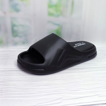 Шлёпанцы пляжные женские чёрные