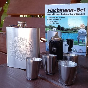 Фляга стопки и лейка, подарочный набор для мужчины