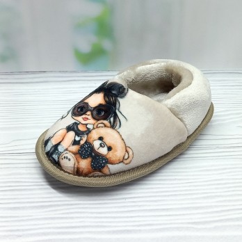 Детские домашние тапочки Waldi для девочки, закрытая пятка, принт девочка в очках,  бежевые