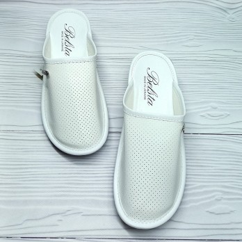 Женские тапочки Белста, белые, закрытые