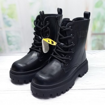 Ботинки на девочку, утеплённые овчинкой, цвет чёрный, застёжка шнуровка и замок молния