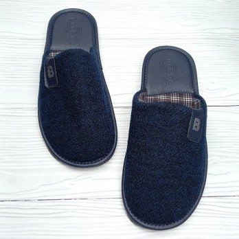 Мужские тапочки