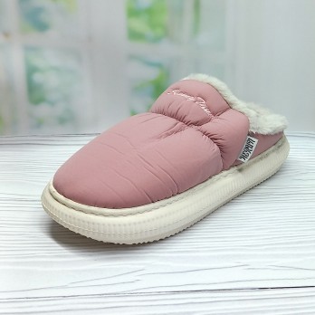 Женские домашние тапочки коралловые