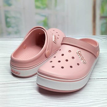 Женские кроксы тм Даго Стиль, пудровые.