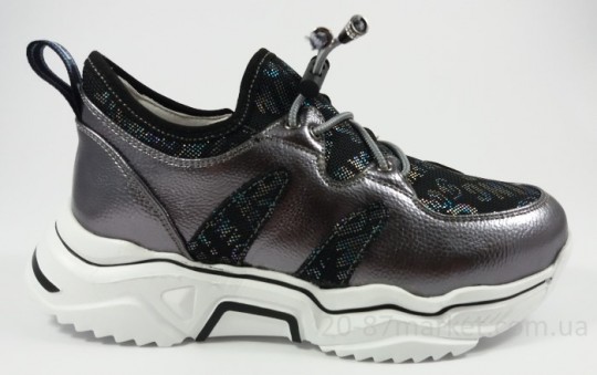 Кроссовки серебристые, белая подошва