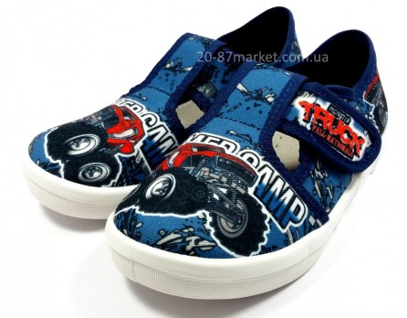 Тапочки для мальчика на липучках