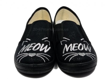 Слипоны с вышивкой