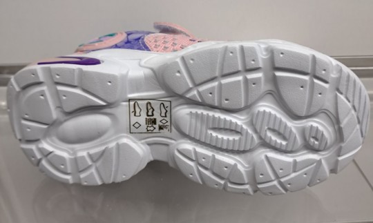 Кроссовки на липучке, сетка, белая подошва