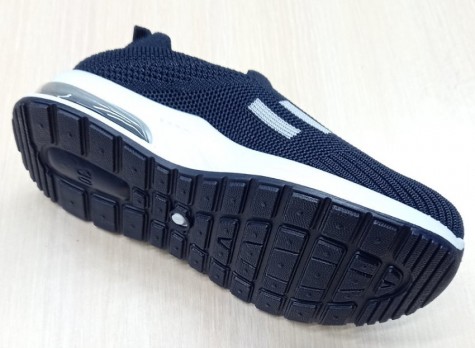 Синие кроссовки, сетка, белая подошва