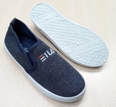 Сліпони сірого кольору, для хлопчика, біла підошва