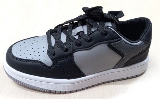 Кроссовки для мальчика, цвет серый с чёрными вставками, шнурки