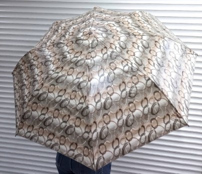 Жіноча парасолька, розкритий купол, бежевий колір, прінт