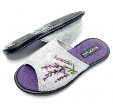 Жіночи капці сірого кольору, вишивка - квіти